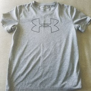 Boys UA shirt